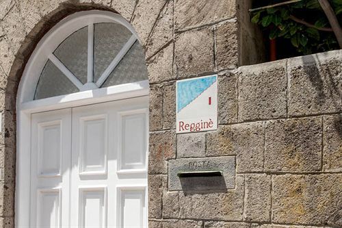 Reggine Holiday Apartments Сант'Агнело Екстериор снимка