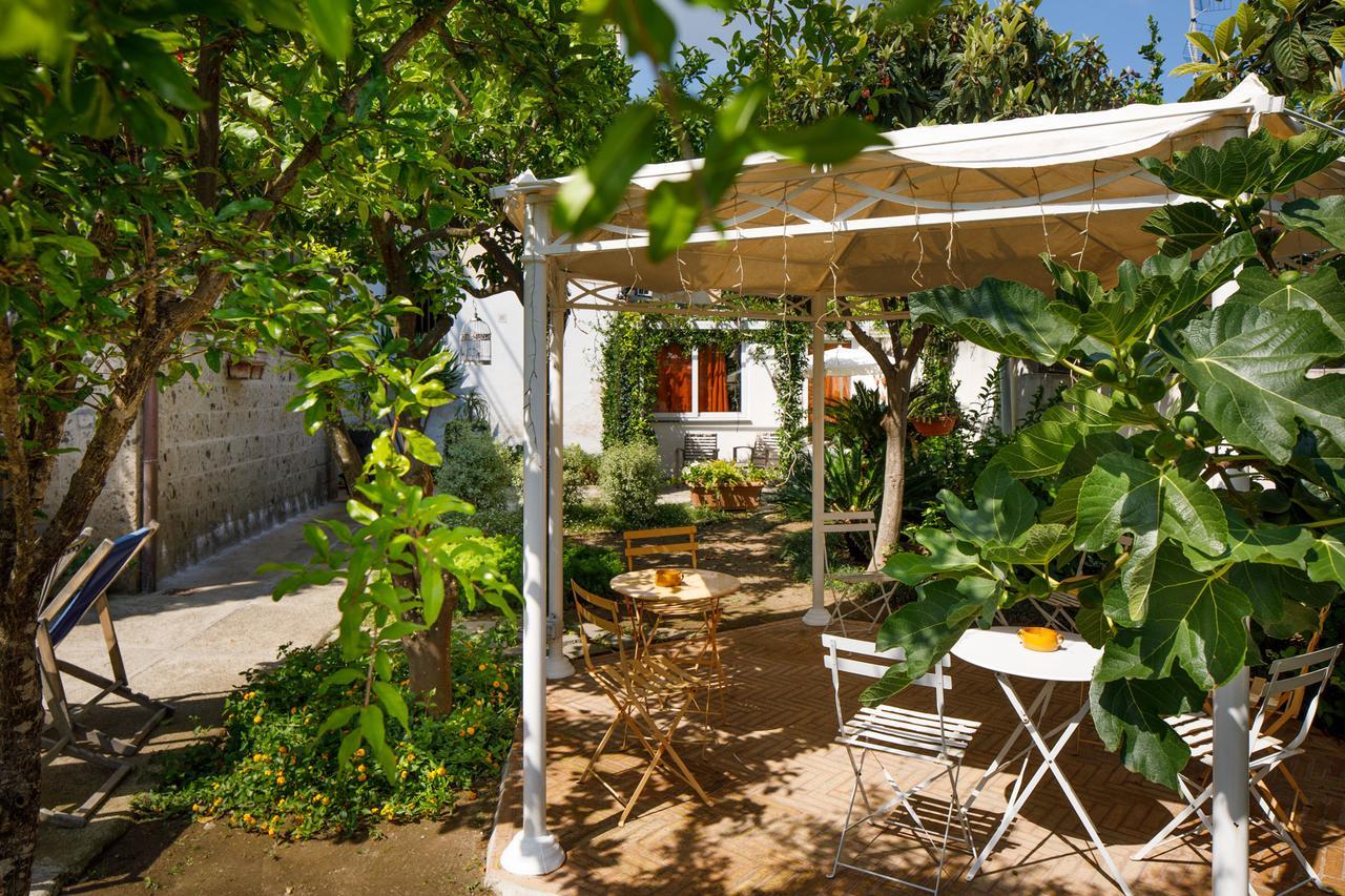 Reggine Holiday Apartments Сант'Агнело Екстериор снимка