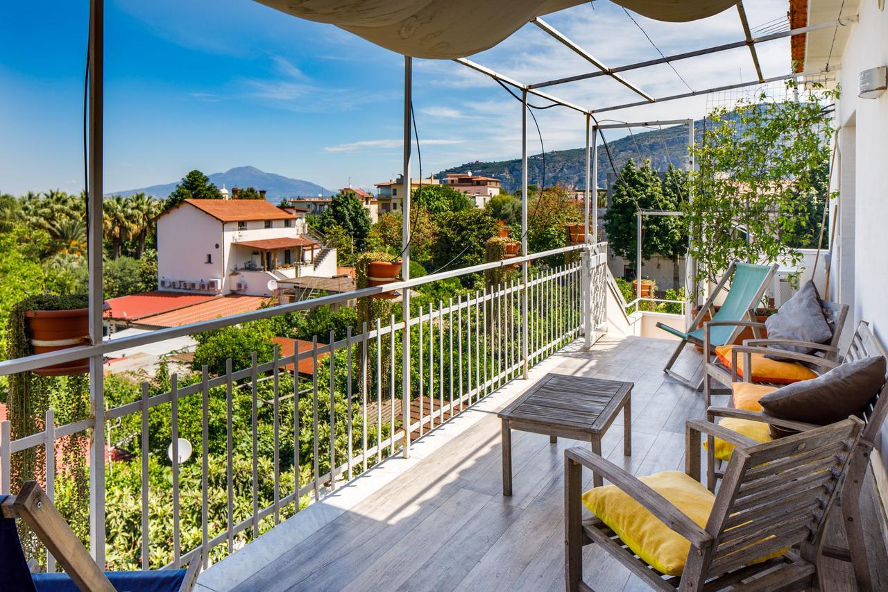 Reggine Holiday Apartments Сант'Агнело Екстериор снимка